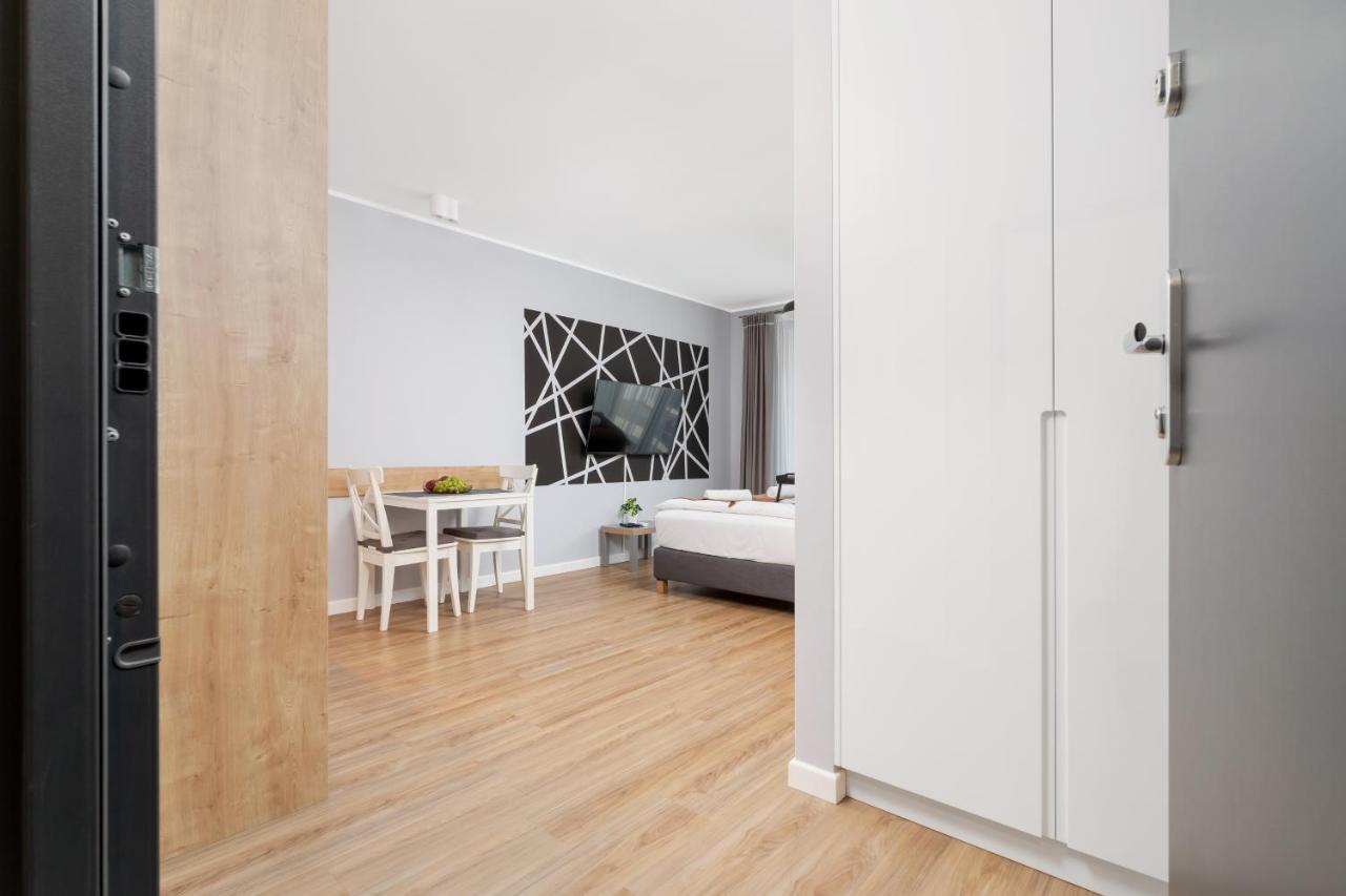 Apartments Cracow Wawrzynca By Noclegi Renters كراكوفيا المظهر الخارجي الصورة