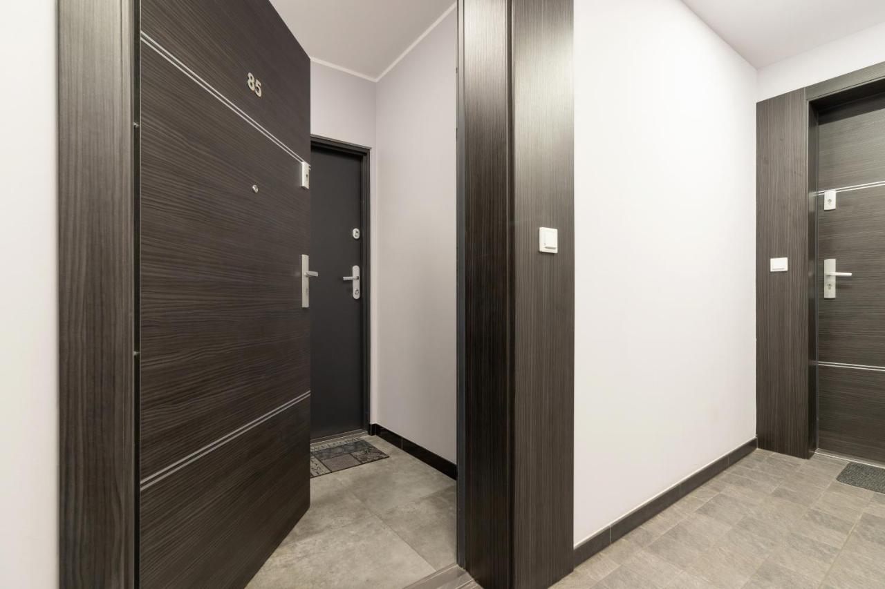 Apartments Cracow Wawrzynca By Noclegi Renters كراكوفيا المظهر الخارجي الصورة