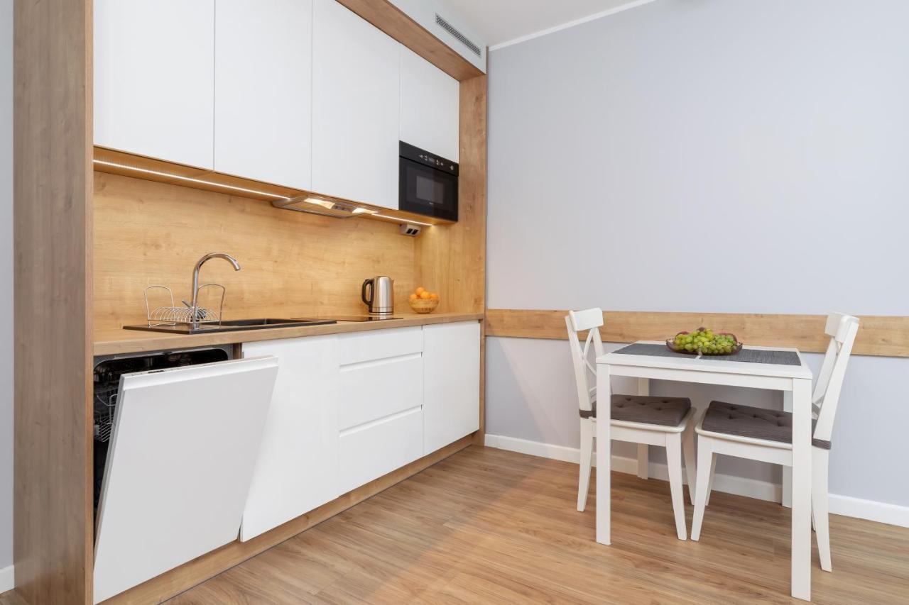 Apartments Cracow Wawrzynca By Noclegi Renters كراكوفيا المظهر الخارجي الصورة