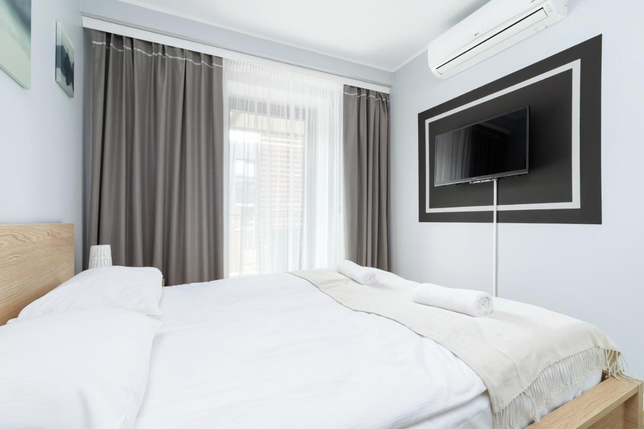 Apartments Cracow Wawrzynca By Noclegi Renters كراكوفيا المظهر الخارجي الصورة