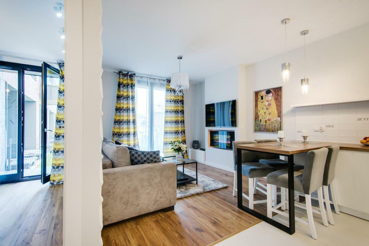 Apartments Cracow Wawrzynca By Noclegi Renters كراكوفيا المظهر الخارجي الصورة