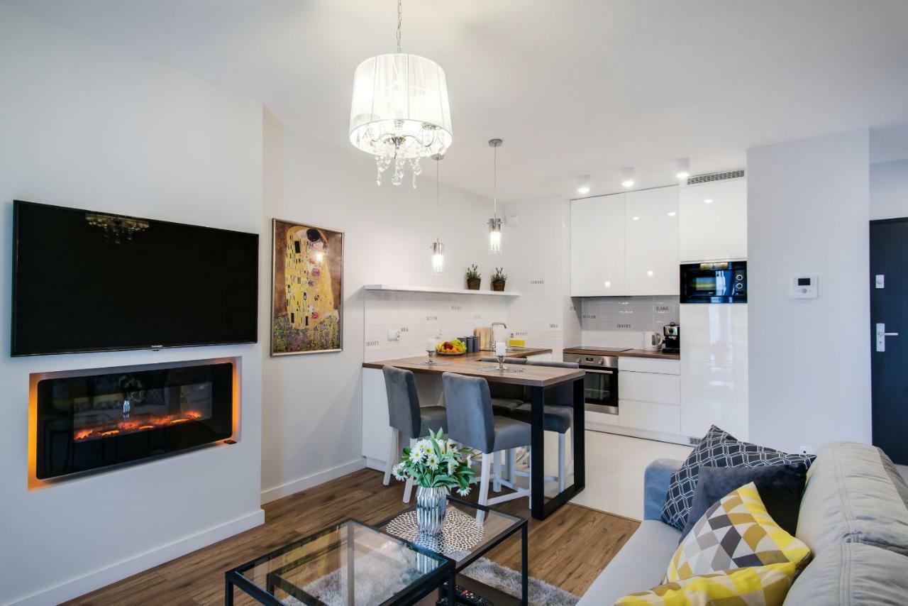 Apartments Cracow Wawrzynca By Noclegi Renters كراكوفيا المظهر الخارجي الصورة