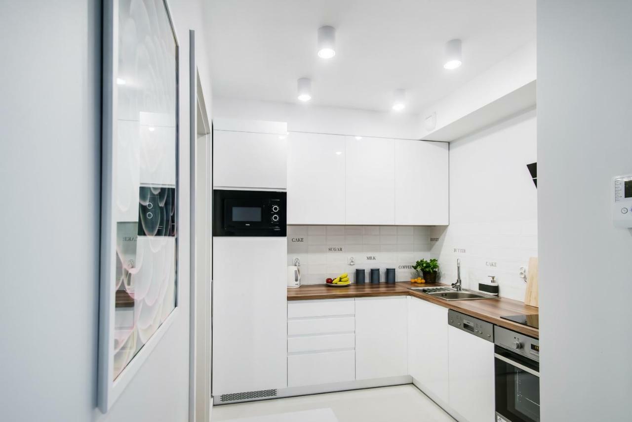 Apartments Cracow Wawrzynca By Noclegi Renters كراكوفيا المظهر الخارجي الصورة